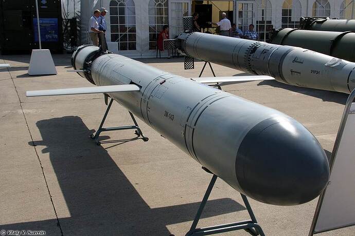 Russia_has_used_Kalibr_cruise_missiles_launched_from_the_sea_to_target_Ukraine_territory_925_001