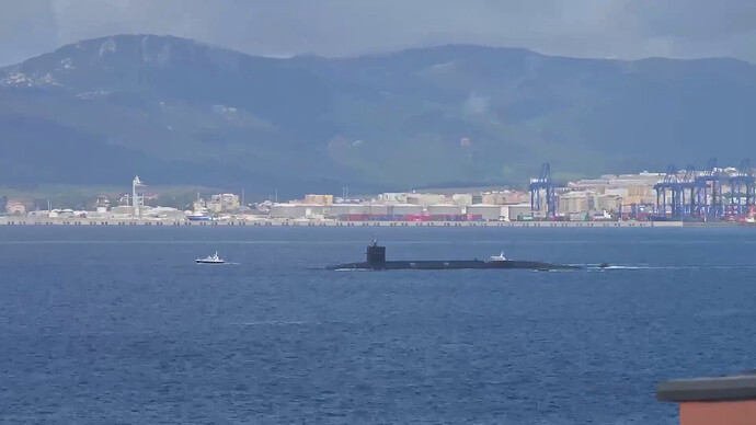 USS.Alaska.Gib